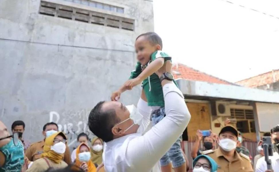 Sekolah Orang Tua Hebat (SOTH): Sekolah Parenting untuk Cegah Stunting di Surabaya