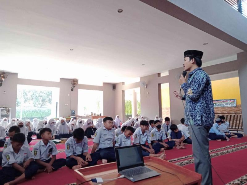 Tantangan dan Solusi Pendidikan Indonesia di Era Digital Masa Kini