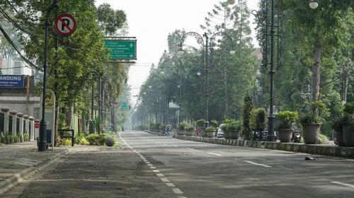 Mencari Padanan Kata Lockdown, Cara Menekan Laju Penyebaran Corona